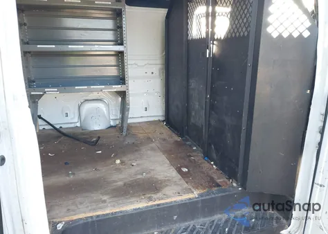 2014 Ford E-250 Commercial z USA, uszkodzony, nr VIN 1FTNE2EW8EDA35093